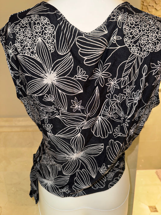 floral v neck top with tie at side - adora archive