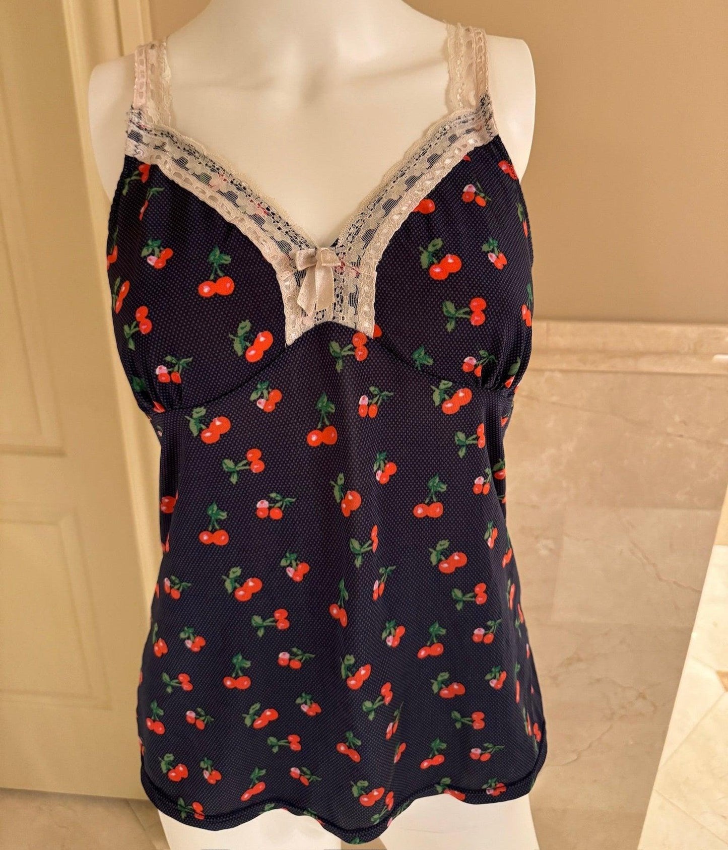 m-xl, cami with cherry prints - adora archive