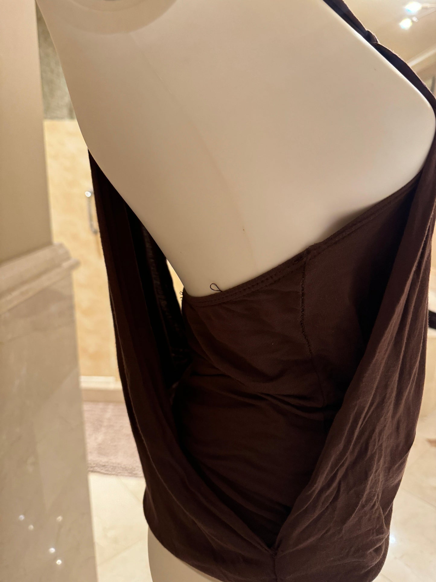 one size brown top with accessory at the back - adora archive