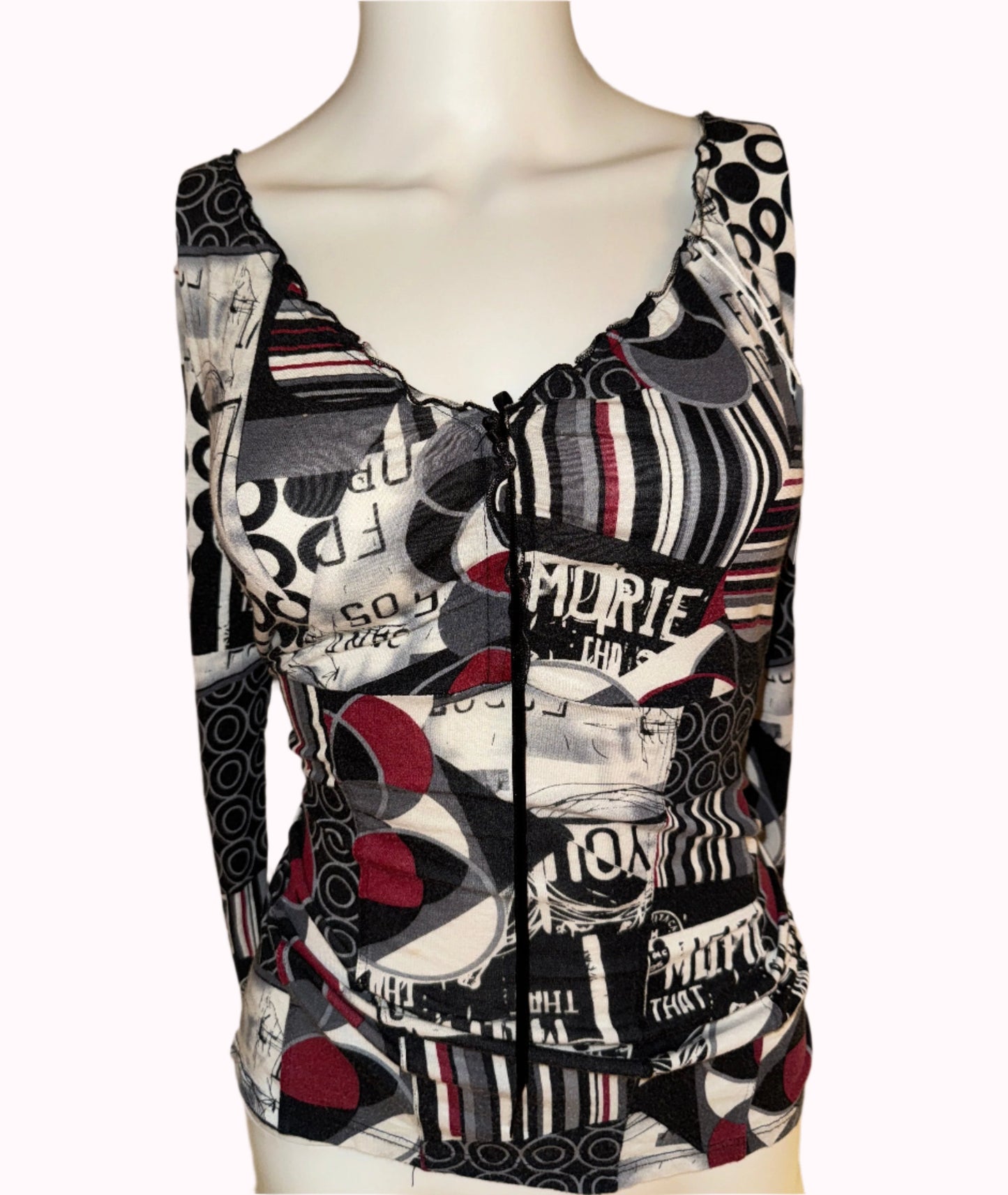 graphic top